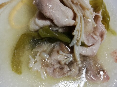 豚肉とえのきとねぎの中華スープ